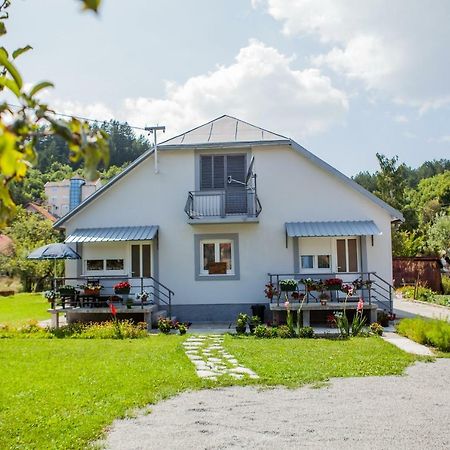 Apartments Heaven Цетине Екстериор снимка