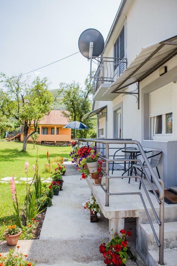 Apartments Heaven Цетине Екстериор снимка