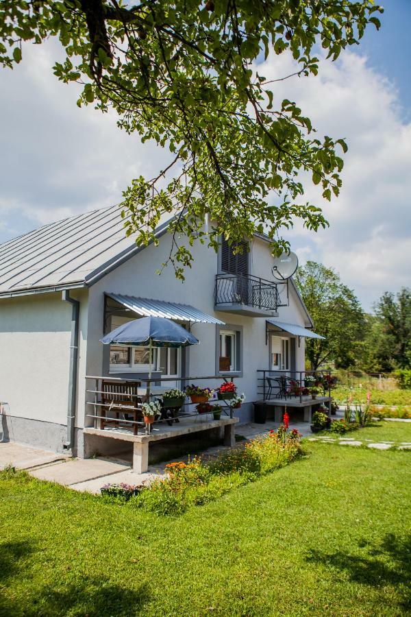 Apartments Heaven Цетине Екстериор снимка