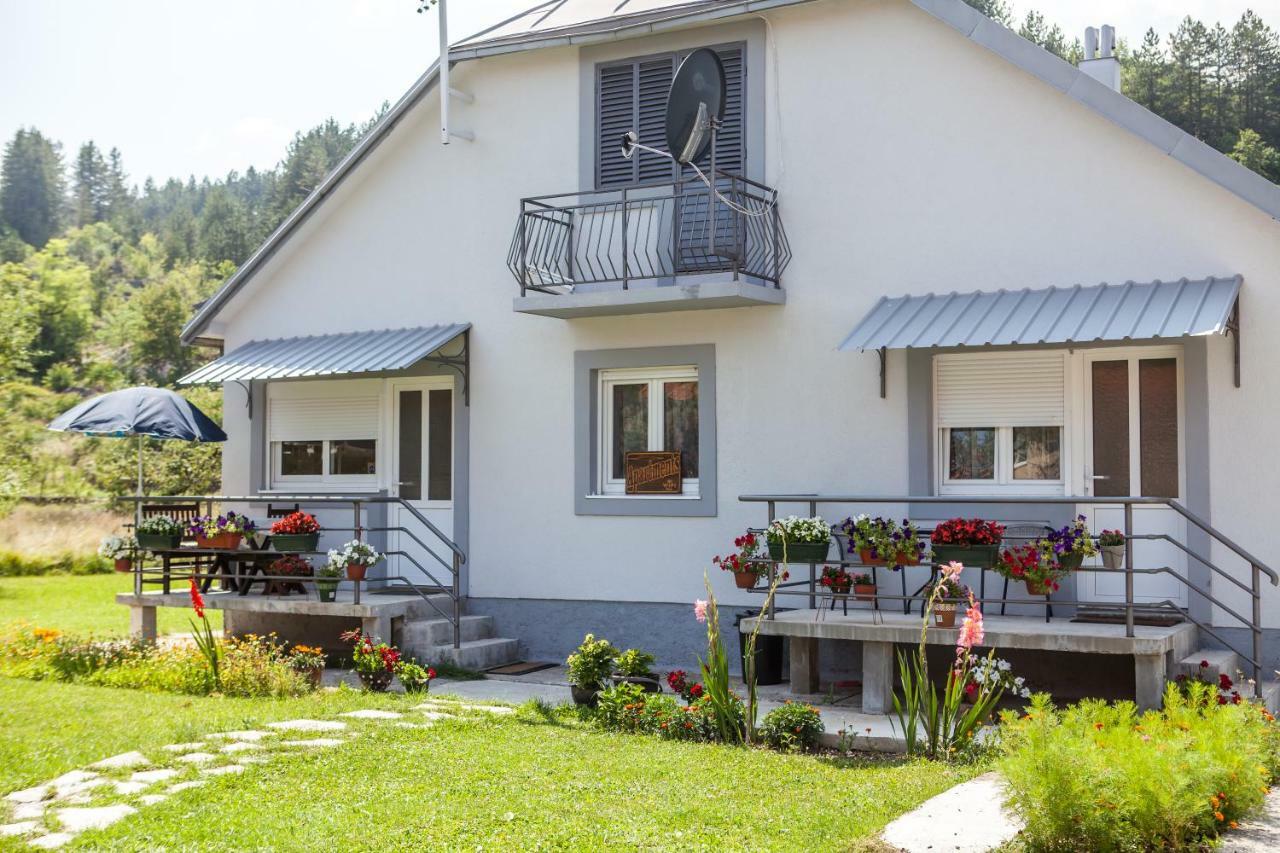 Apartments Heaven Цетине Екстериор снимка