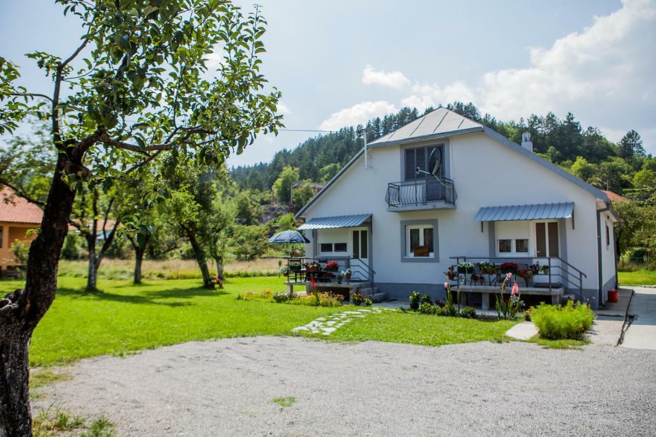 Apartments Heaven Цетине Екстериор снимка